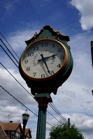 Every town in the USA seems to have one of these clocks.  Media has a lowly 2-sided model
