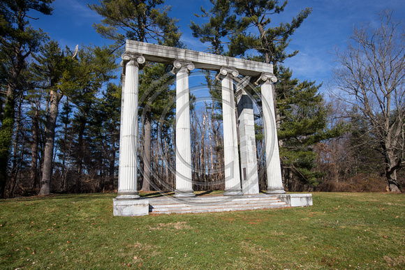 Princeton Battlefield Colonnade